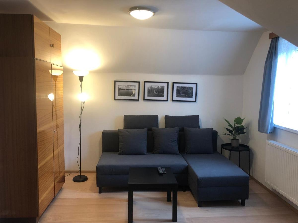 Apartmany Jevany Dış mekan fotoğraf