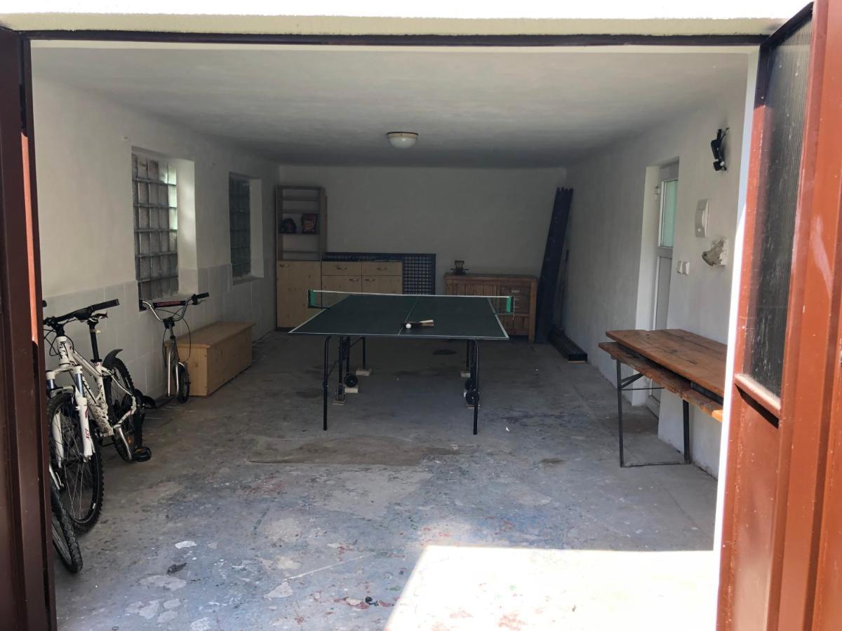 Apartmany Jevany Dış mekan fotoğraf