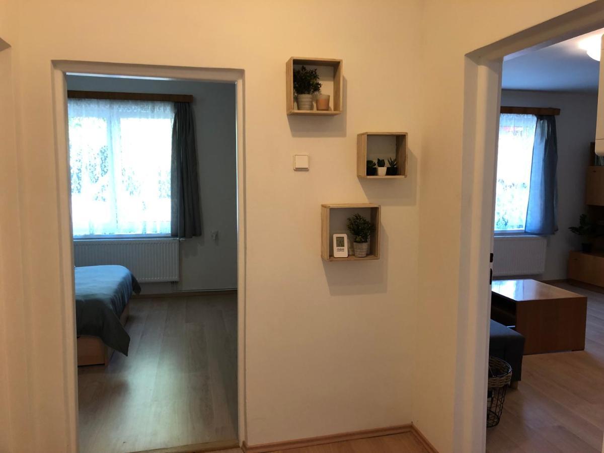 Apartmany Jevany Dış mekan fotoğraf