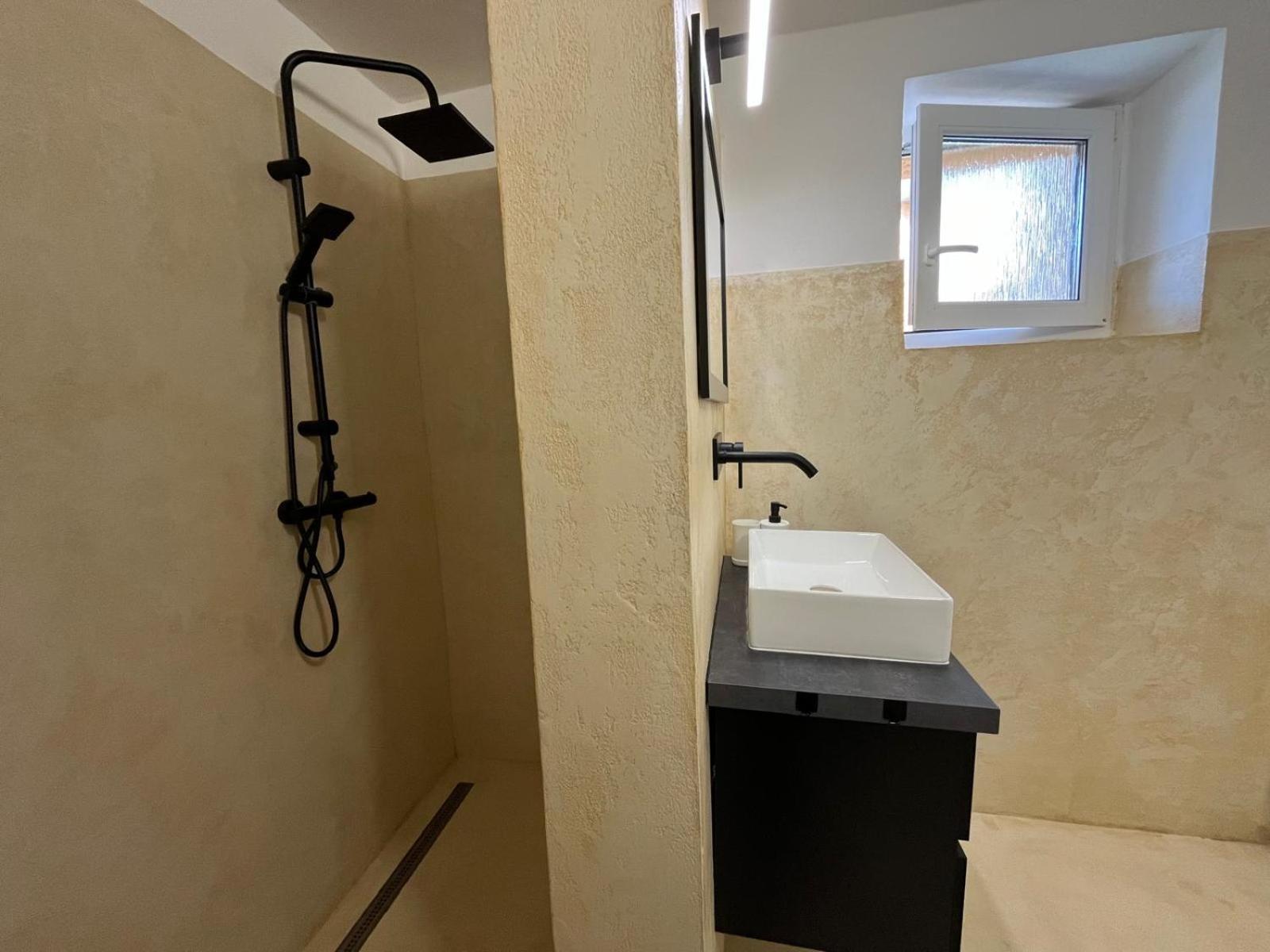 Apartmany Jevany Dış mekan fotoğraf